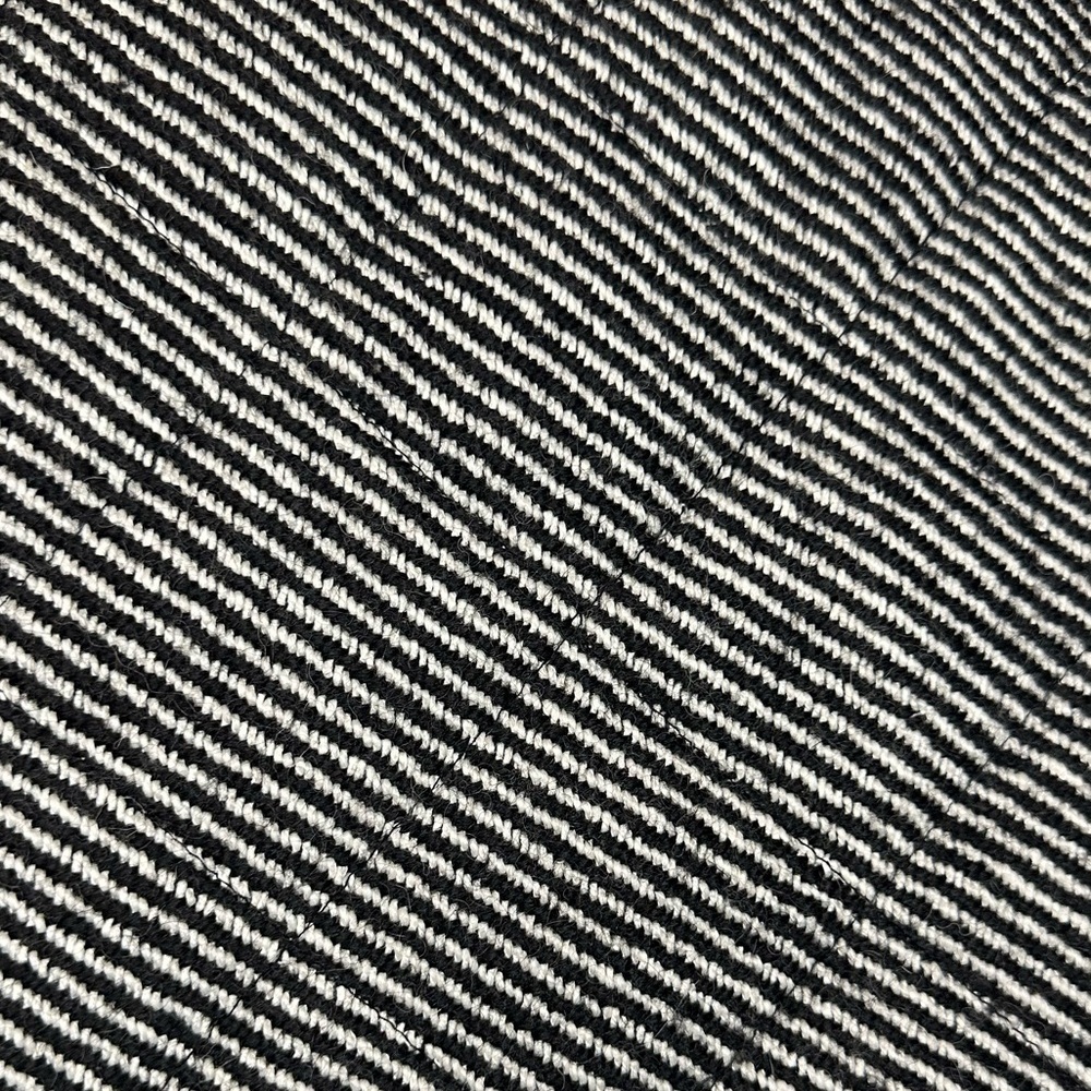 Peach Love California Black and White Vest - Picture 6 of 7